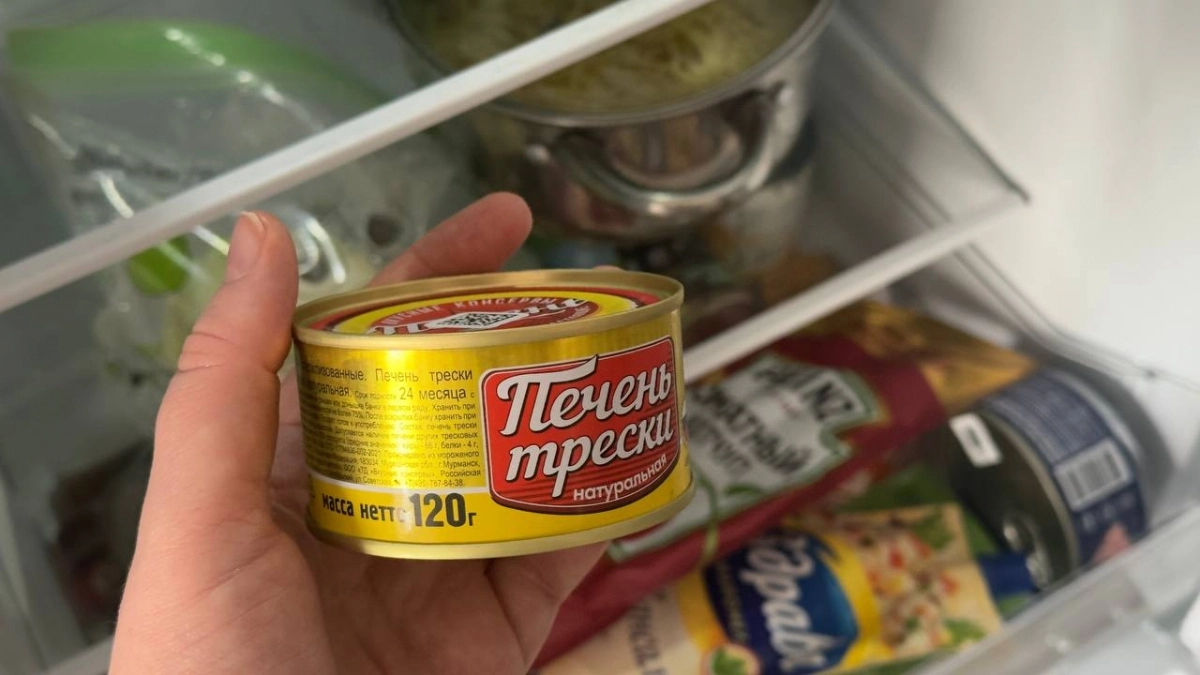 Друг из Германии показал, как открывать консервы ровно: больше никаких заусенцев и рваных краёв