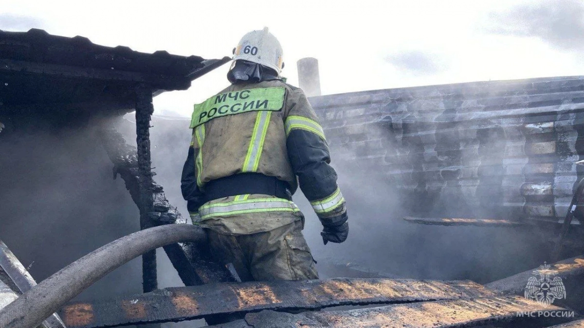 В Кирово-Чепецком районе вспыхнул жилой дом