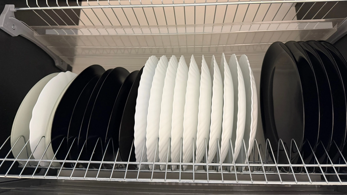 Как правильно использовать уксус, чтобы вернуть сияющий блеск стеклянной посуде: проверенный метод