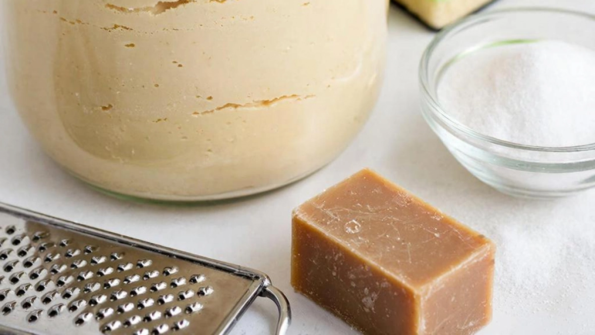 Бабушкин рецепт, который работает лучше любой химии: эта паста заменила мне 10 покупных средств