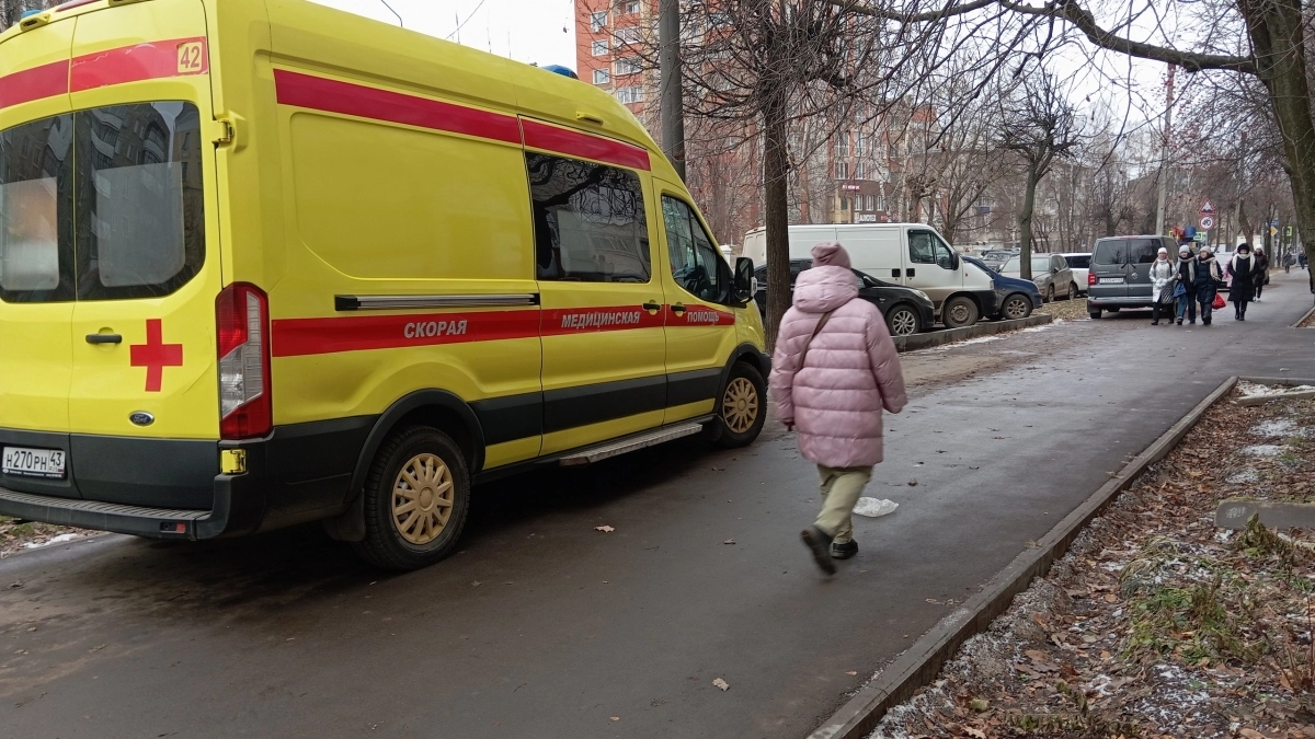 Гострудинспекция назвала причину гибели сотрудницы в ДТП в Кировской области