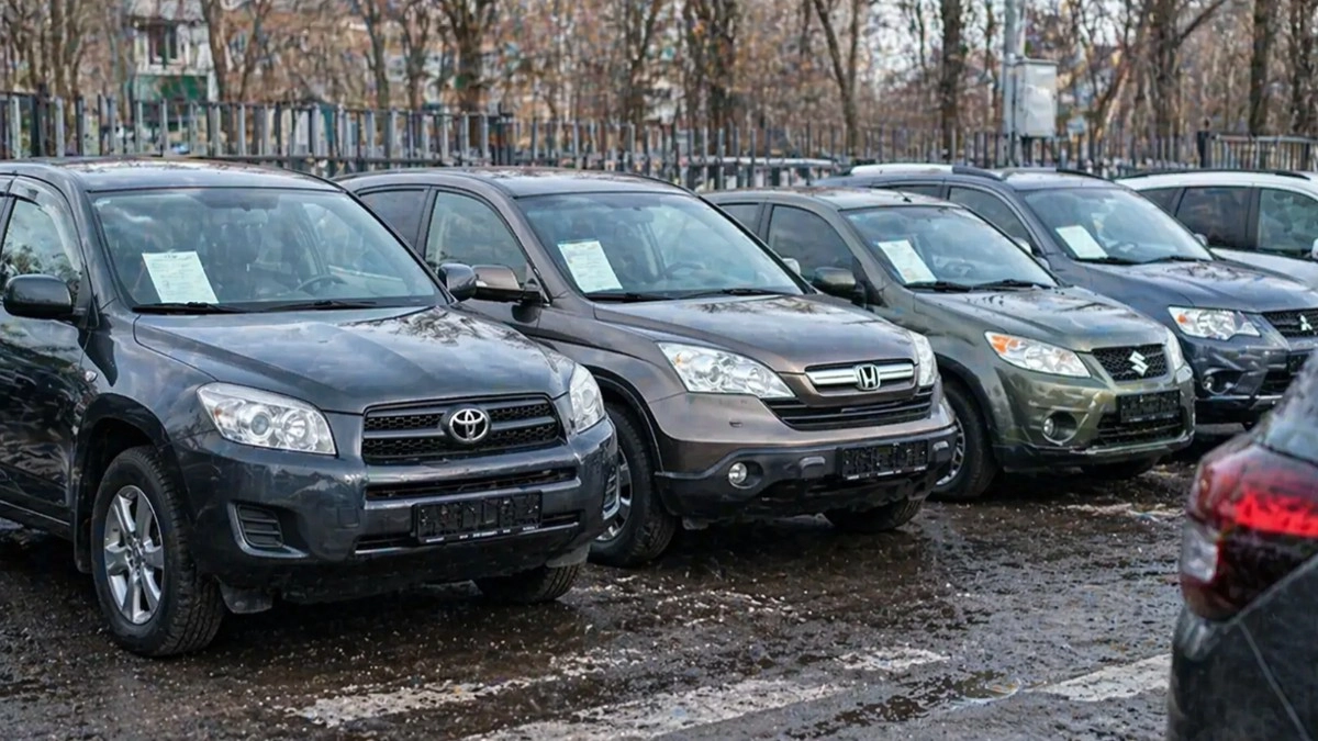 Подержанные кроссоверы с пробегом 100–150 тысяч километров: какие модели реже пугают поломками мотора, коробки и дорогим ремонтом