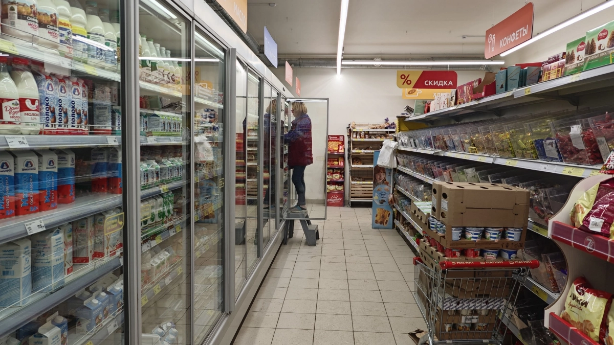 Проверяю молоко за 2 секунды, как опытный продавец: один щелчок — и понимаю, брать или бежать