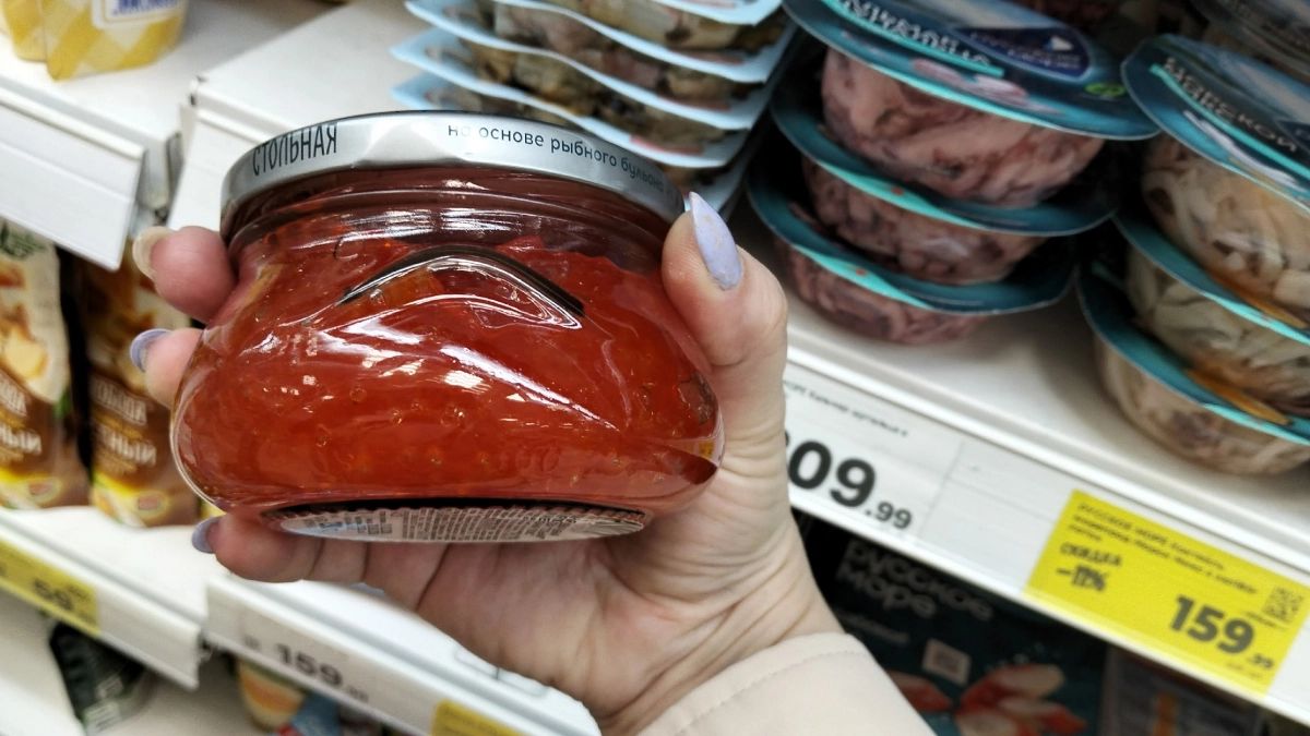 Всего одна фраза на банке с икрой выдаёт подмену за 3 секунды  - производители об этом почему-то молчат