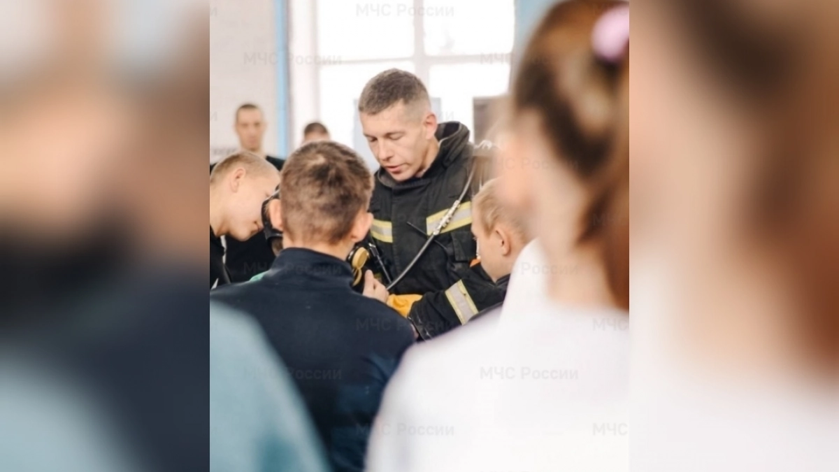 "Арматура пробила дно машины и ногу водителя": чепецкий спасатель рассказал о происшествиях, которые вспоминает спустя годы службы