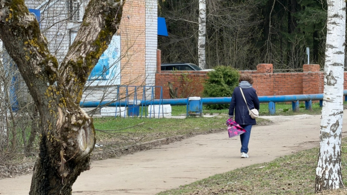 Никогда не отвечайте "спасибо" на комплименты - сами отдаете энергию и счастье. Вот как правильно говорить