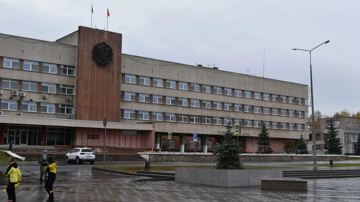 Новое метеопредупреждение из-за шквалов с градом объявили в Кировской области