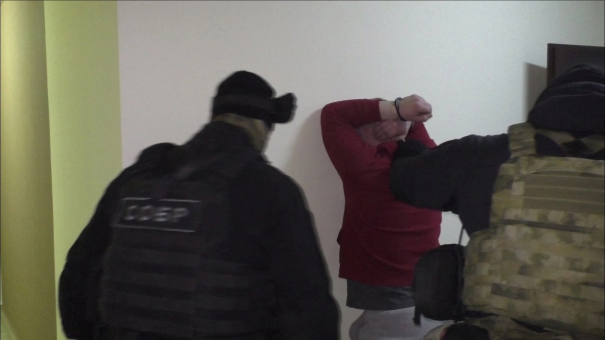 Устроивший громкий скандал боец-радикал из Кирова отправлен за решетку на 5 лет