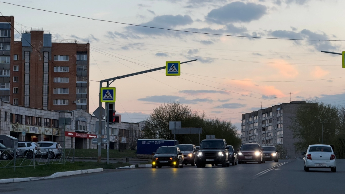 Раньше автомобиль был покупкой на годы, теперь — расходником. Что происходит с рынком и стоит ли игра свеч
