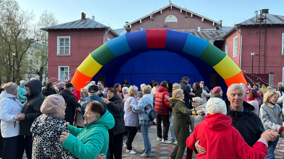 В Кирово-Чепецке при поддержке "Уралхима" стартовал сезон танцевальных вечеров
