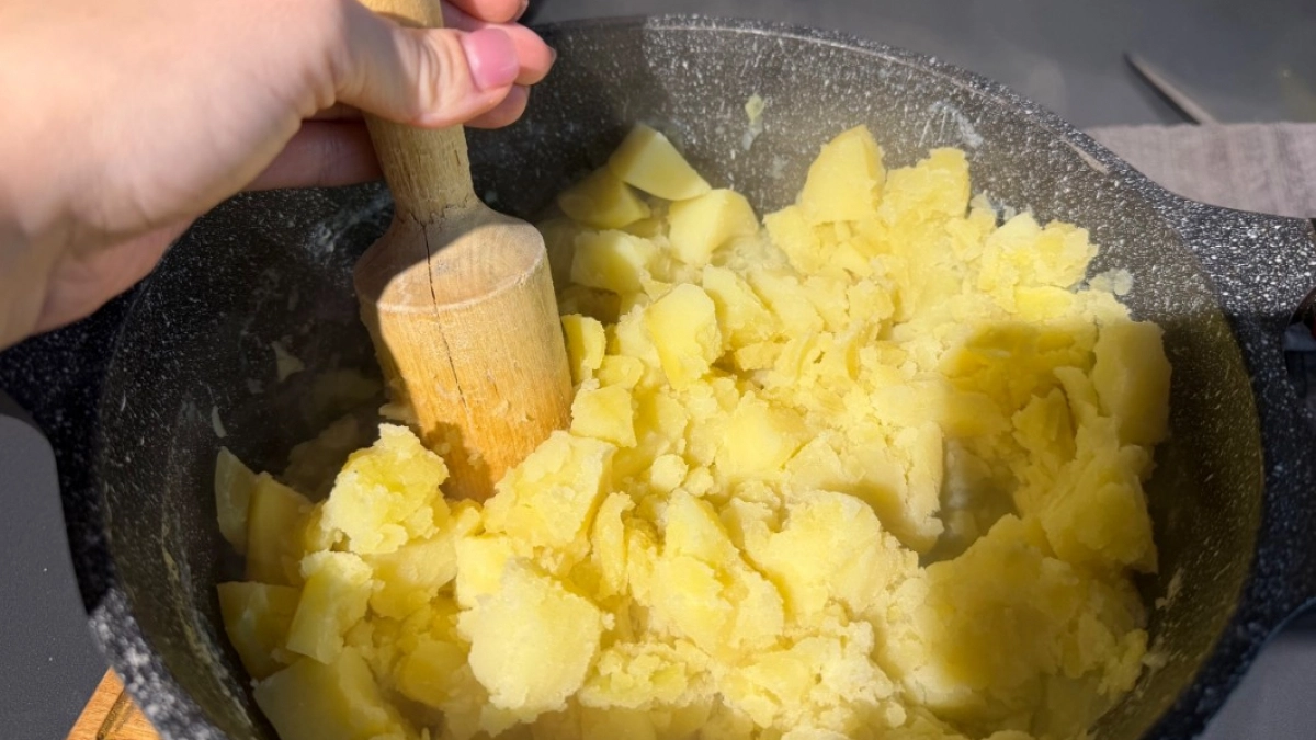 Главная ошибка при варке картофеля - вкус блеклый и пустой. Секрет не в сорте и не в кастрюле