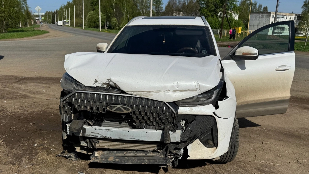 Две пенсионерки получили травмы в жесткой аварии в Кирово-Чепецком районе