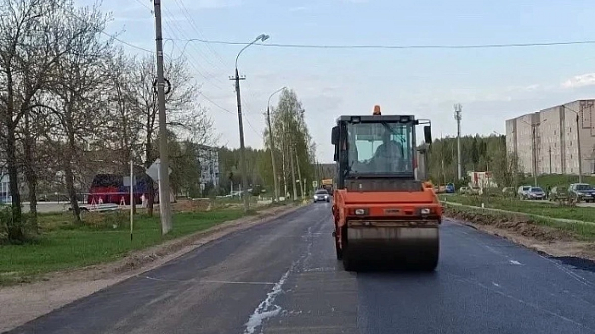 Дорожные работы идут еще на трех трассах в Кировской области