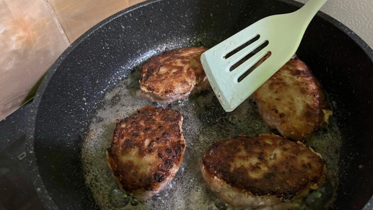 Узнала, что добавить в фарш для котлет, чтобы было вкусно - теперь как в ресторане 
