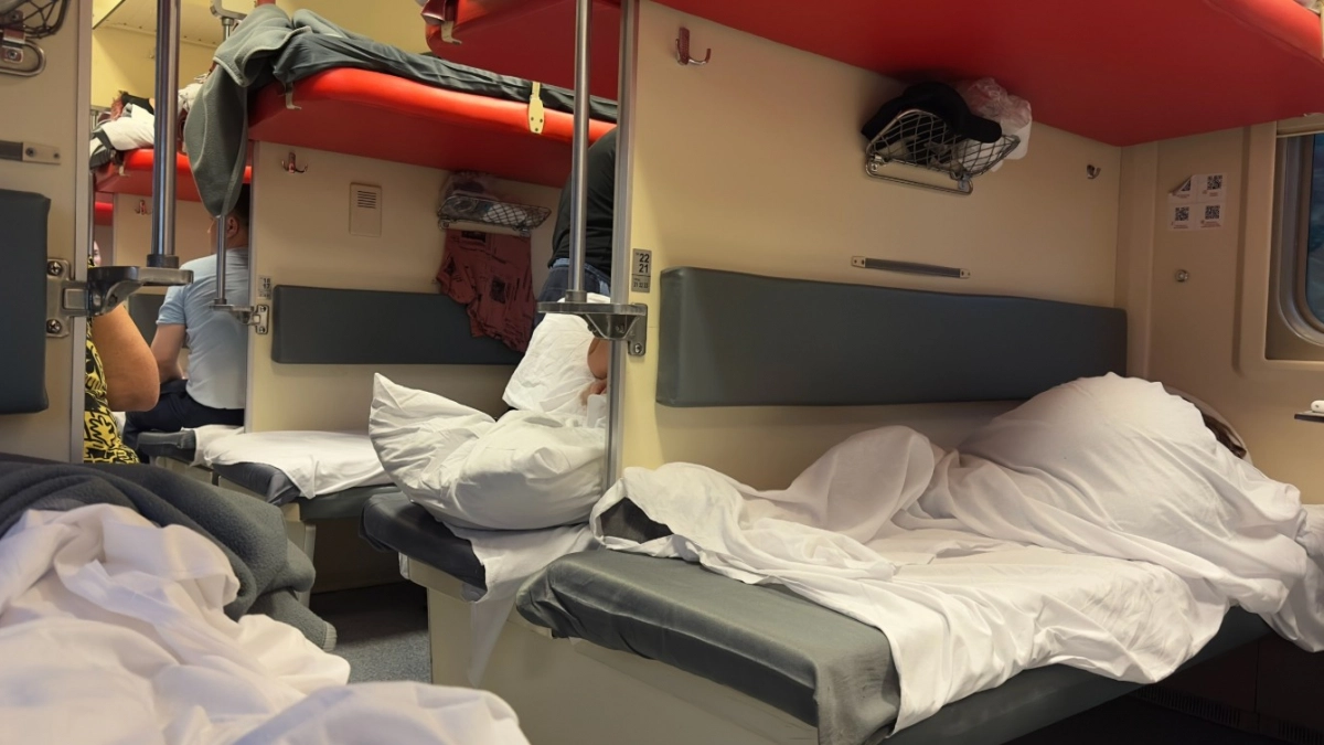 Ушлые туристы всегда покупают билет в конец вагона - и дело не только в удобстве