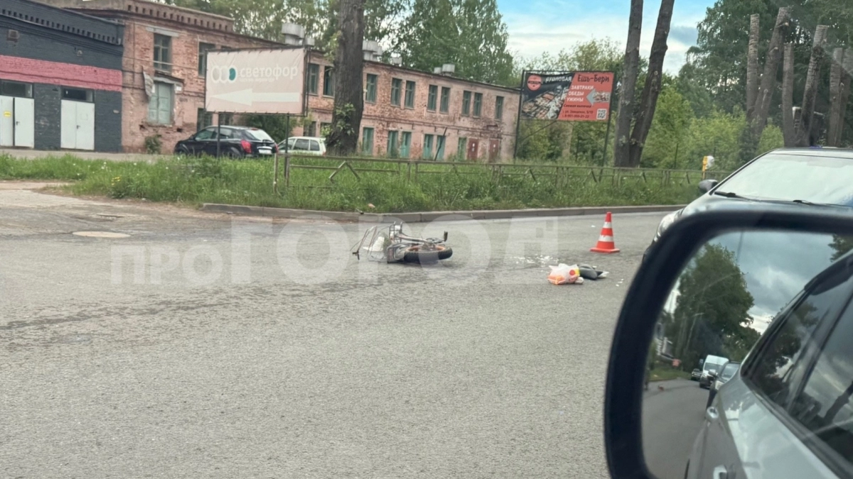 В Кирово-Чепецке машина сбила пенсионера на электровелосипеде