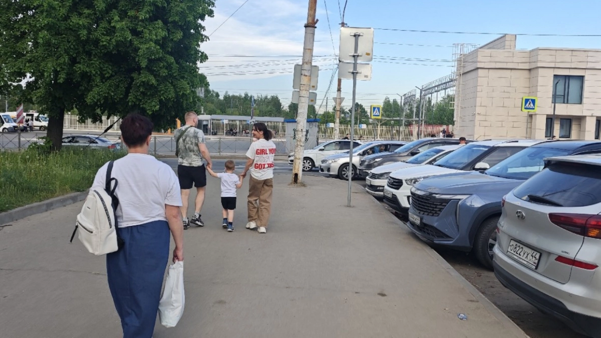 Паспорт есть, ипотека есть, а внутри — восьмилетний ребёнок. Три знака, которые не взрослеют