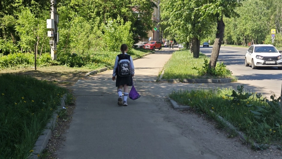Не говорите ребенку "молодец" - это вредная похвала: психолог объяснила, как и почему слово калечит самооценку
