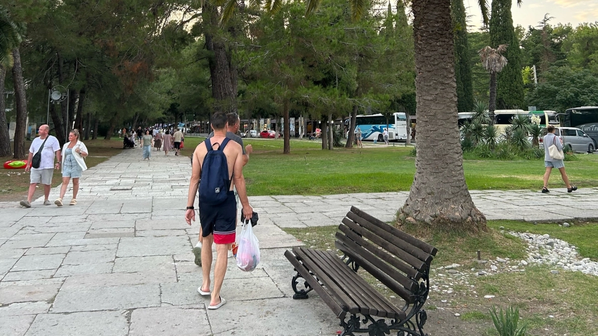 7 причин не ехать в Абхазию в 2026 году: откровенный разбор для тех, кто ждёт сервиса как в Турции - там разруха