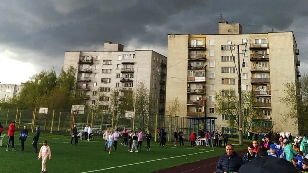 В Кировской области объявили метеопредупреждение из-за ливней с грозами