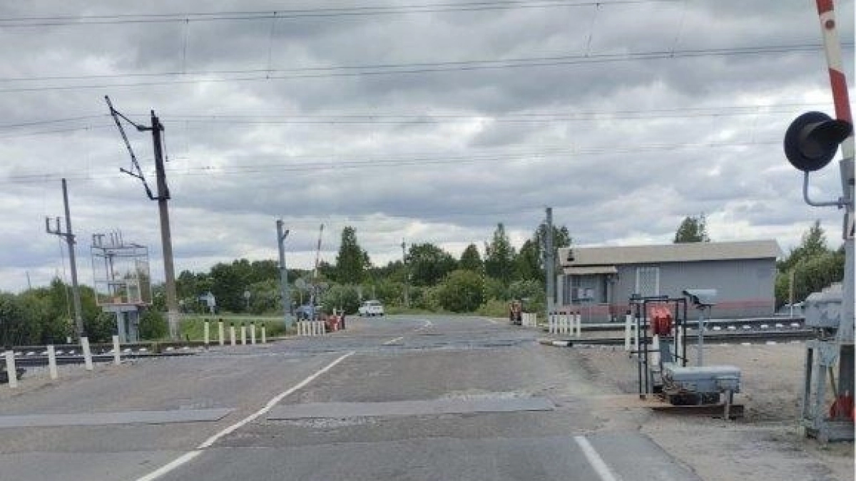 Под Кирово-Чепецком ограничат движение сразу на двух переездах