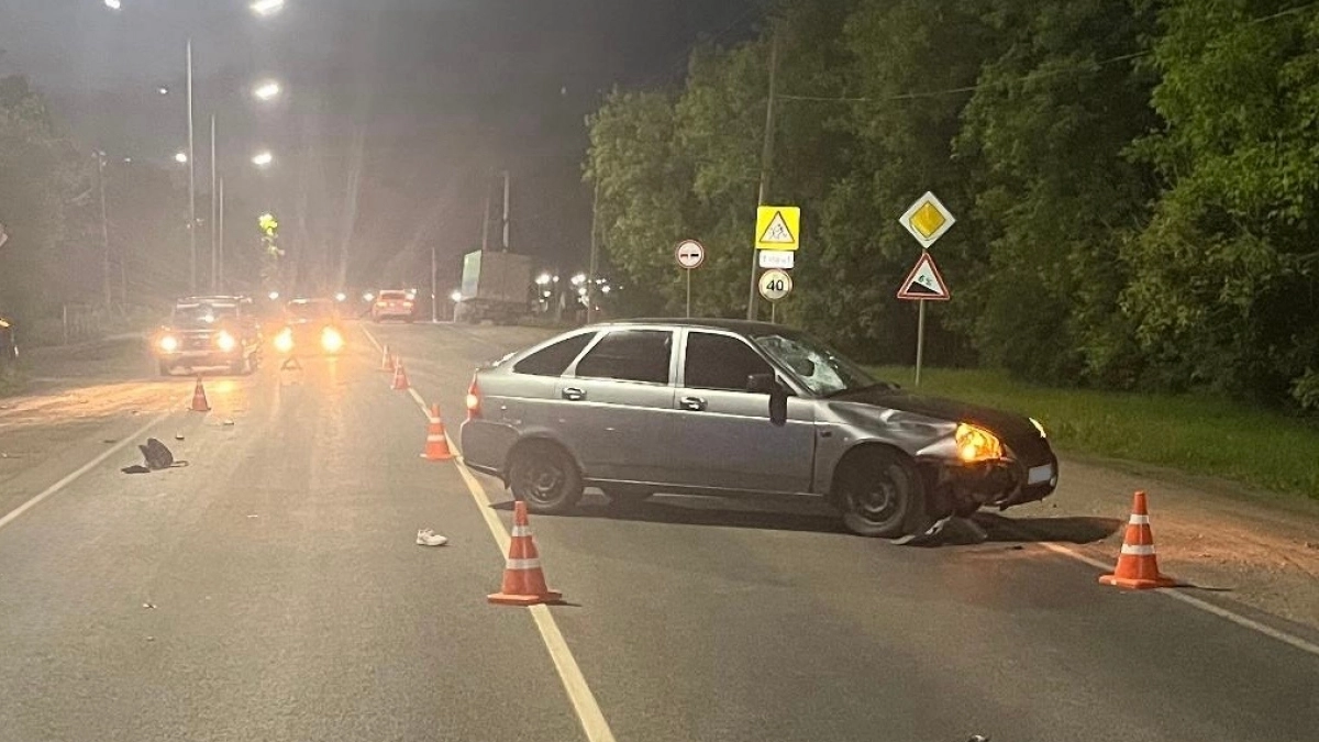 На трассе под Кировом женщина попала под машину и не выжила