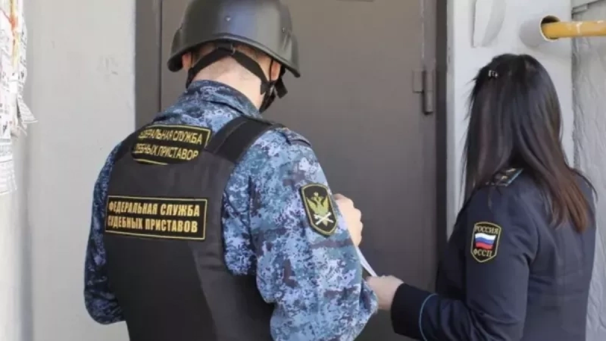 В Кирово-Чепецке приставы заставили мать выделить дочери комнату в квартире
