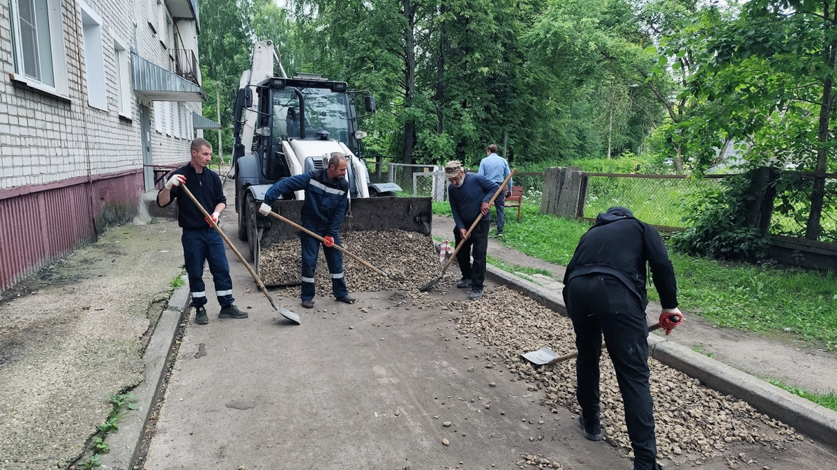 Более 4 миллионов рублей потратят на ремонт трех дворов в Кирово-Чепецке