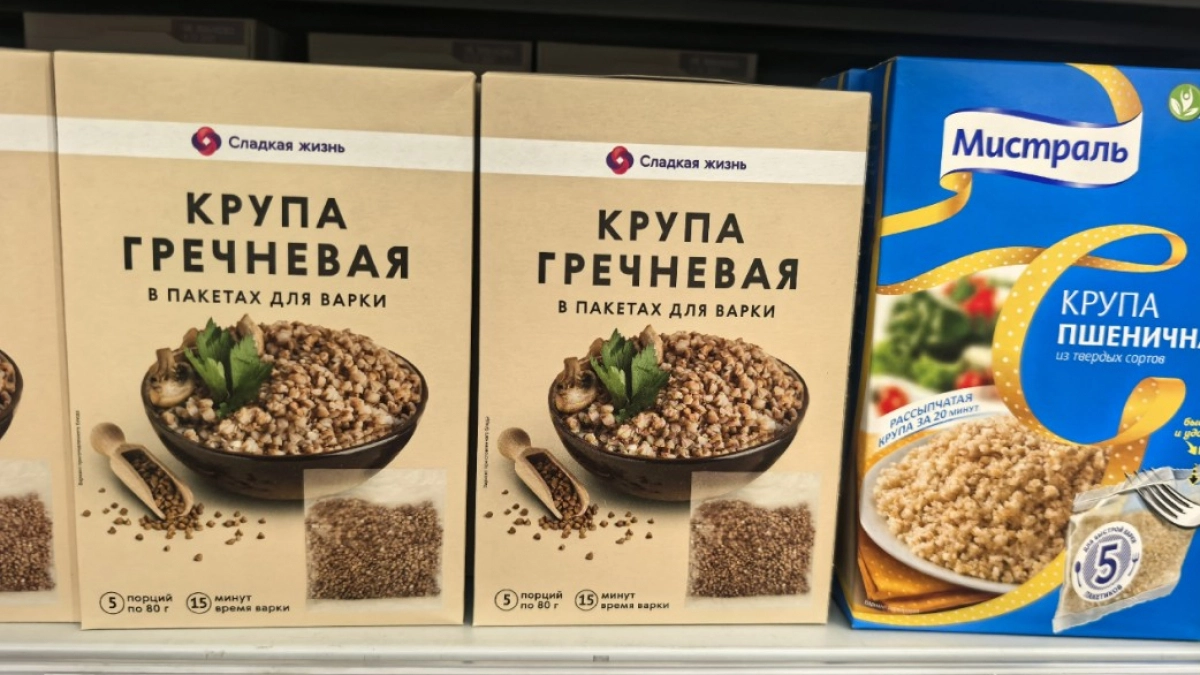 Заглянула в "Смарт" и обомлела - оказывается, правильное питание стоит дешево: показываю, что взяла для завтрака и обеда