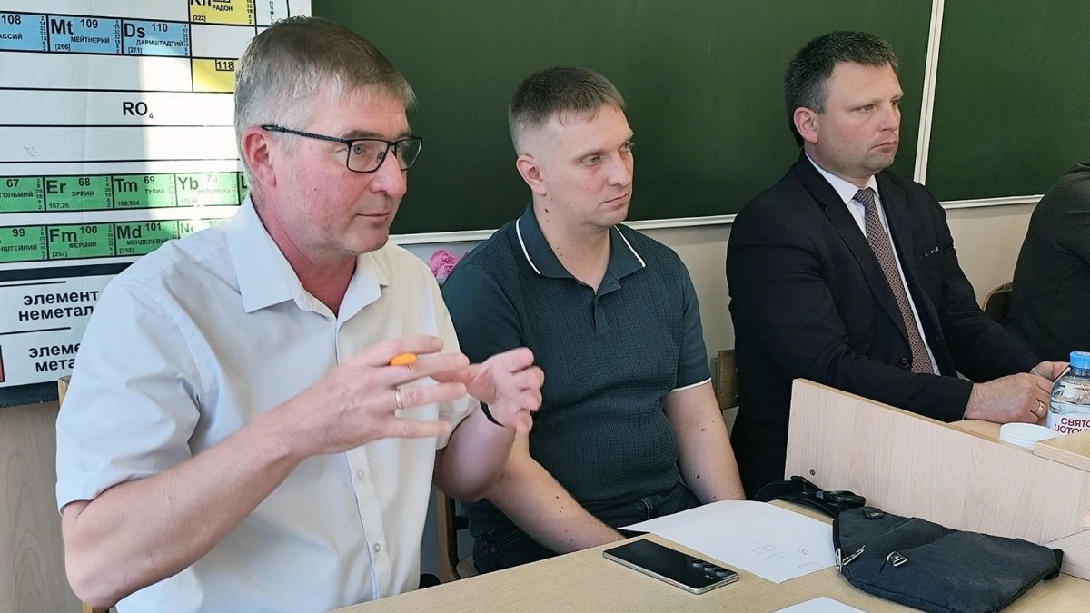 Глава администрации встретился с жителями одного из микрорайонов Кирово-Чепецка