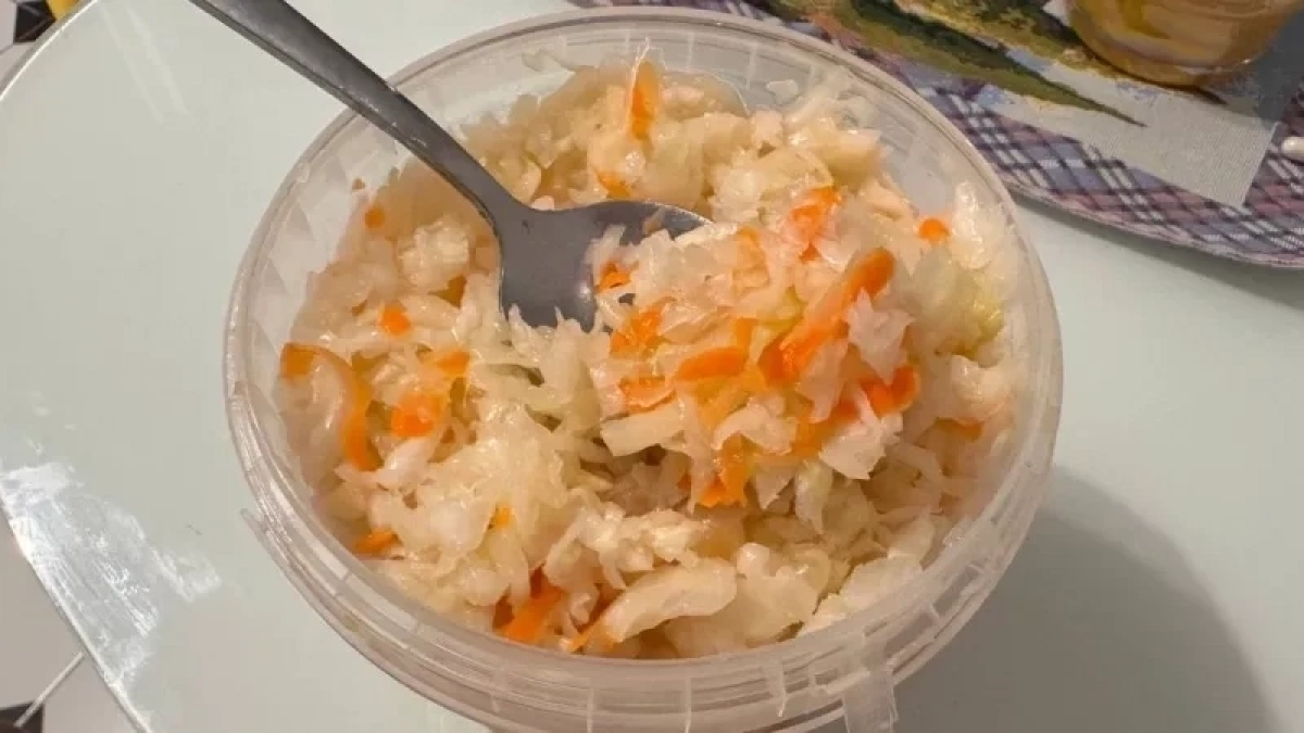 Почему у одних капуста хрустит, а у других превращается в склизскую кашу: главная ошибка начинается еще в магазине