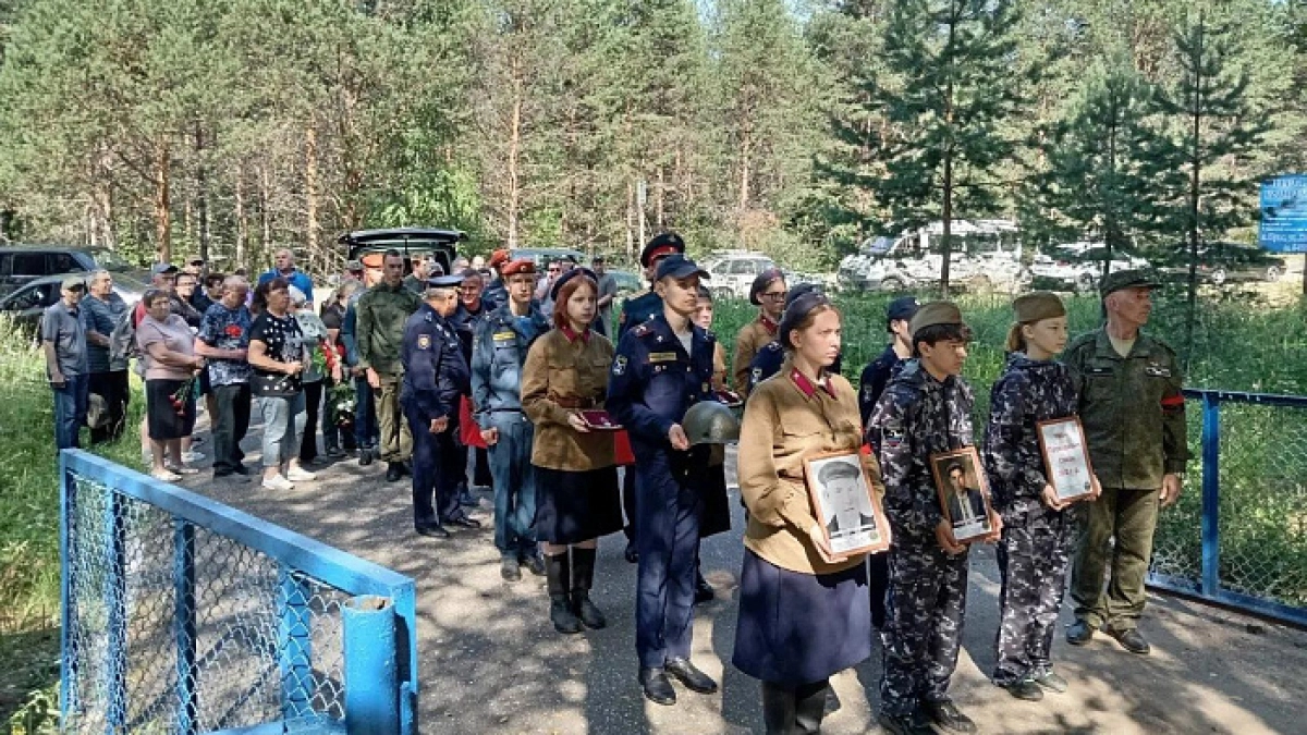 В Юрьянском районе прошла церемония погребения останков бойцов Красной армии