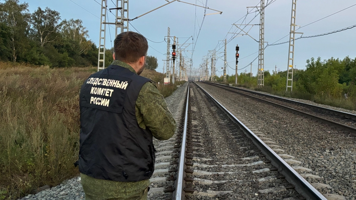 Потерявшая сына после ЧП на железной дороге кировчанка получит 300 тысяч рублей