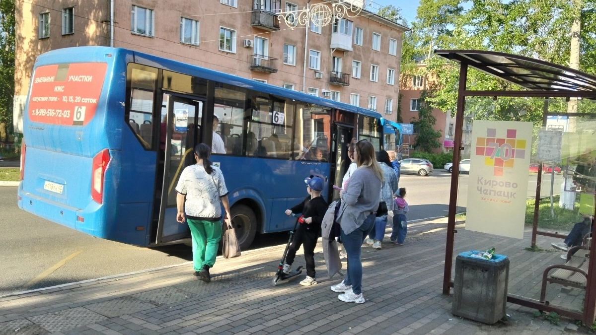 На остановках появятся таблички с графиком движения автобусов в Кирово-Чепецке
