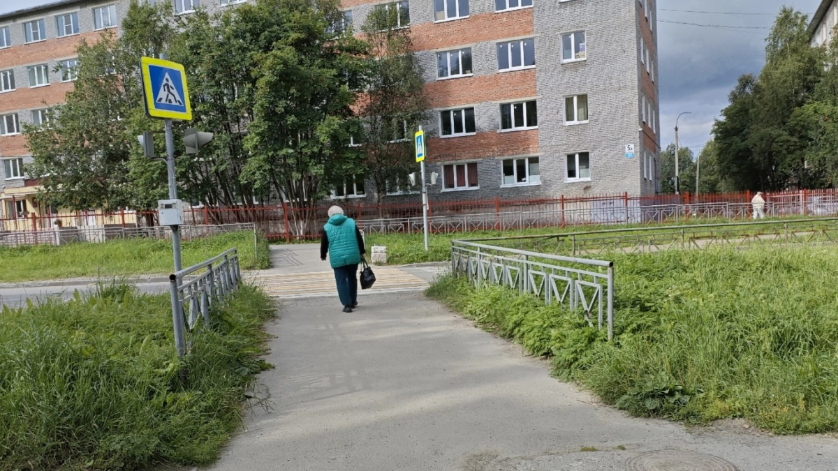 Почему женщина за 45 постоянно все контролируют? Вот что у них в голове - профессор поставила точку