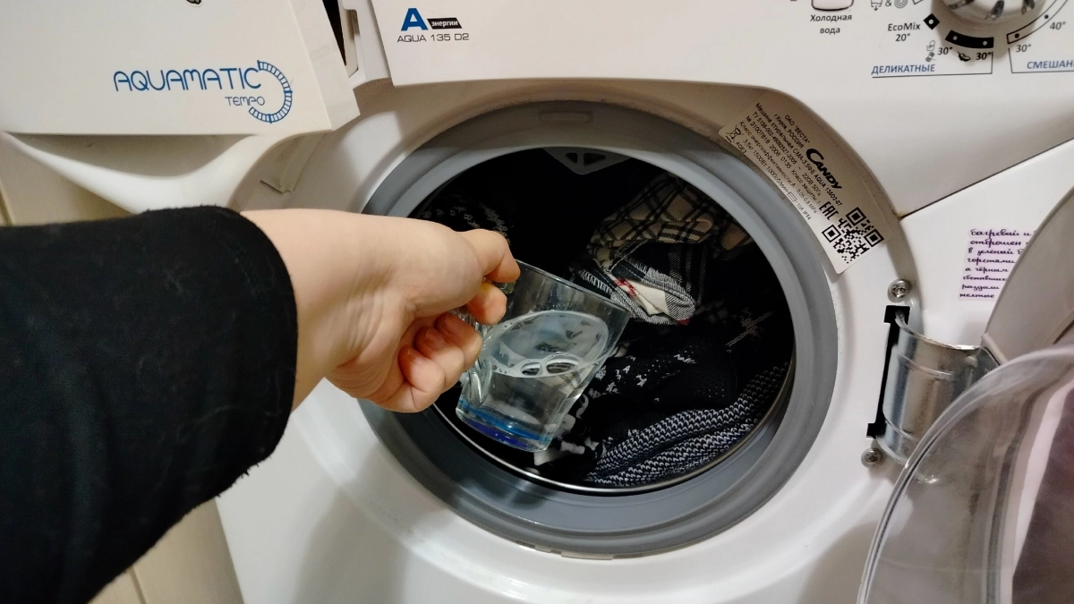 Жирное пятно исчезает без следа: 2 простых средства, которые всегда держу под рукой