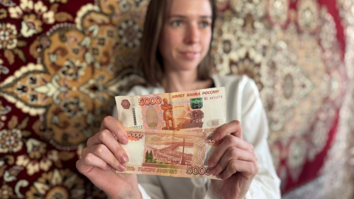 Сколько денег уместно дарить на день рождения - 3, 5 или 10 тысяч? Вот от чего зависит сумма - 5 правил