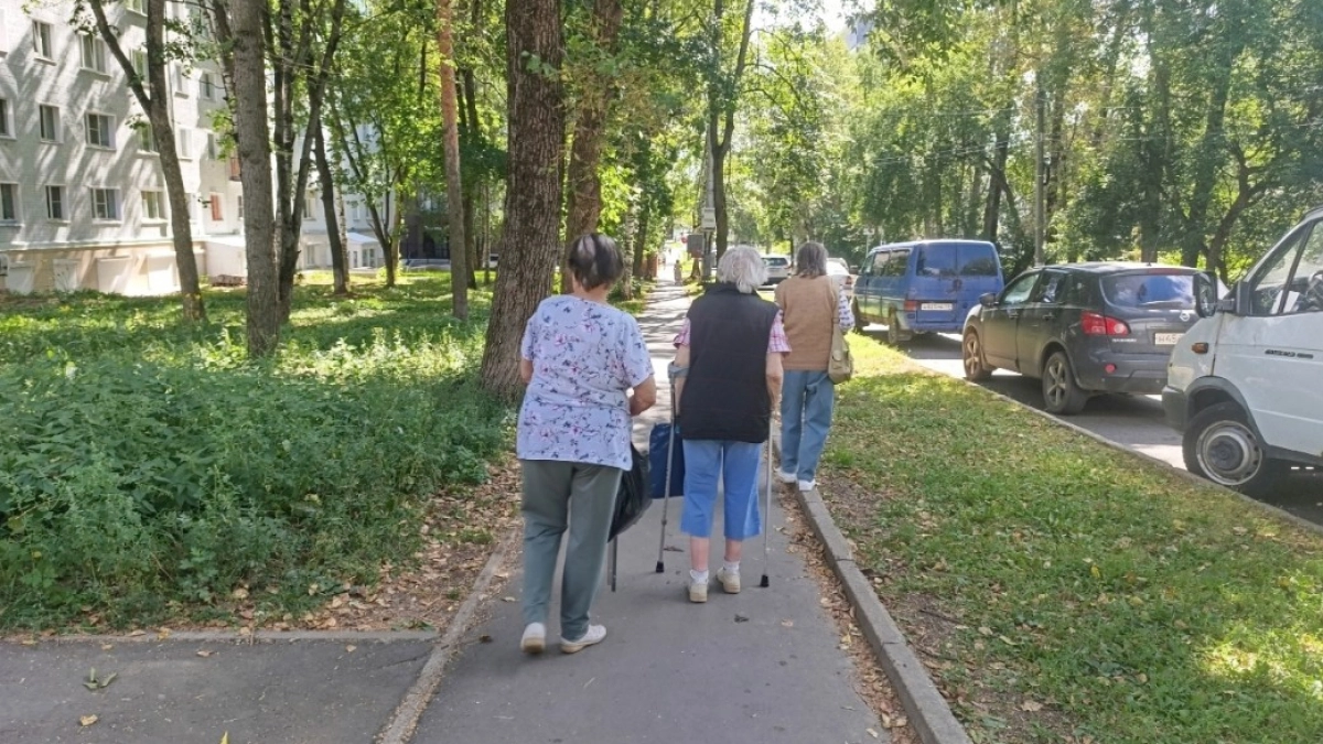 Почему после 75 лет лучше не навещать близких: правда, о которой стесняются говорить