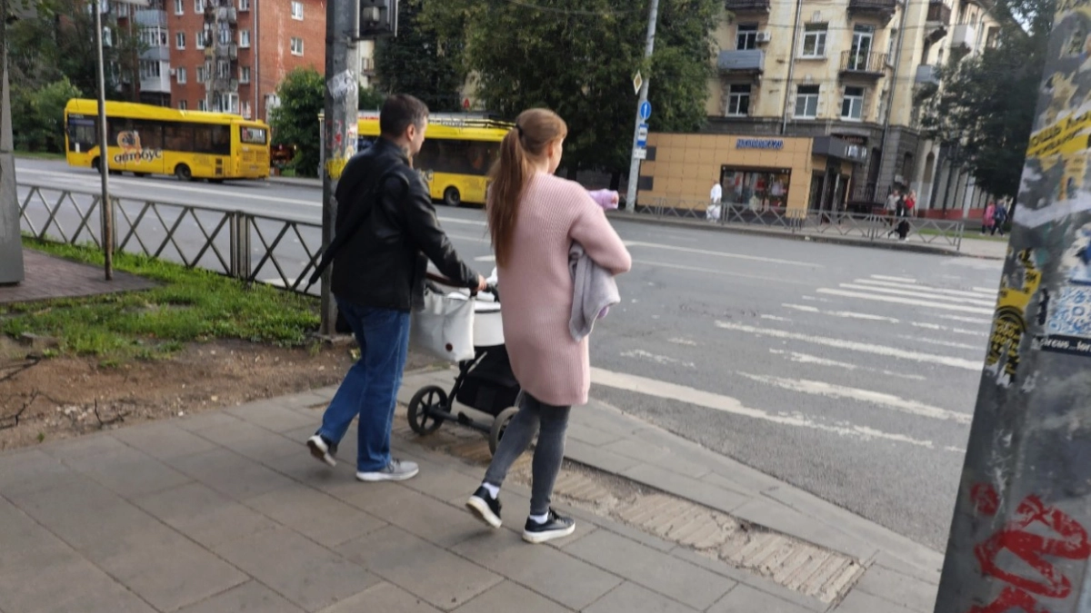 5 мыслей великих мудрецов, которые больно понимать родителям: что говорили Конфуций, Сократ и Аристотель о детях