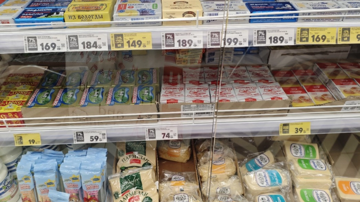 Из чего на самом деле готовят колбасный сыр - и как выбрать качественный продукт в магазине