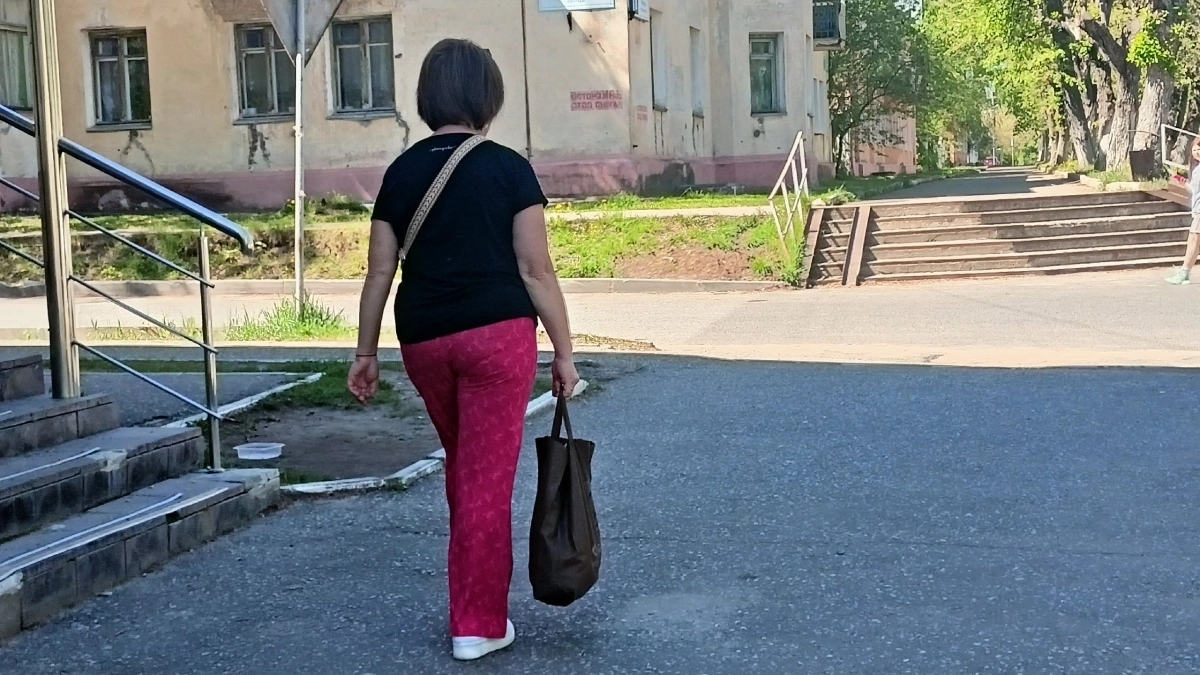 В Кирово-Чепецке женщина отдала "детективу" крупную сумму