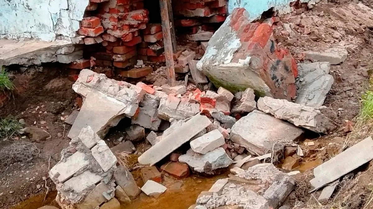 В Зуевском районе отремонтировали пострадавший от дождей дом