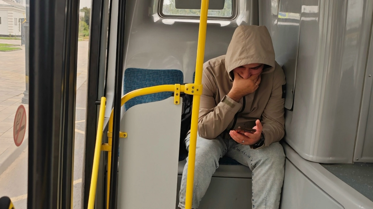 25-летний кировчанин поверил в звонок из налоговой и едва не остался без денег
