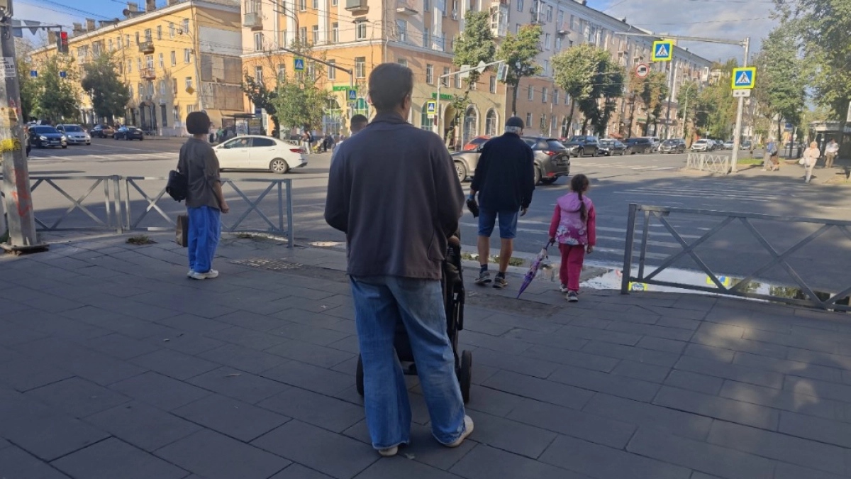 Шаг на "зебру" больше не аргумент: когда водитель должен уступить дорогу пешеходу
