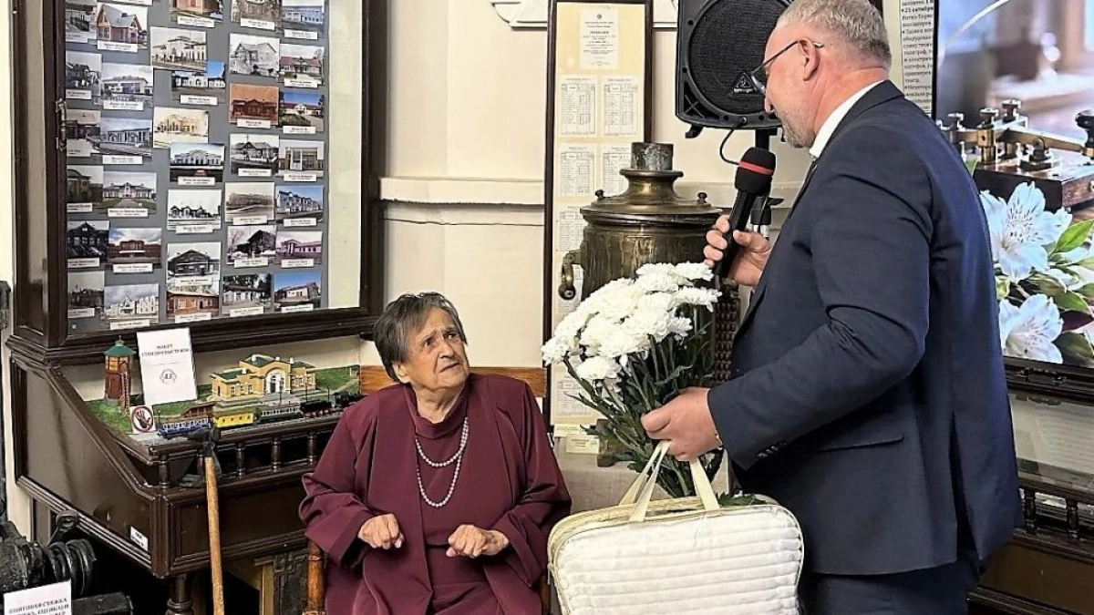 Ветеран труда и труженица тыла из Кирова Любовь Муромцева отметила 100-летие