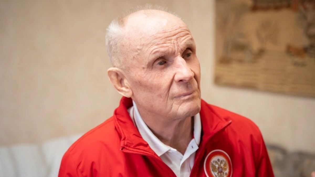 Почетный гражданин города Кирова Анатолий Казаковцев отмечает 90-летний юбилей