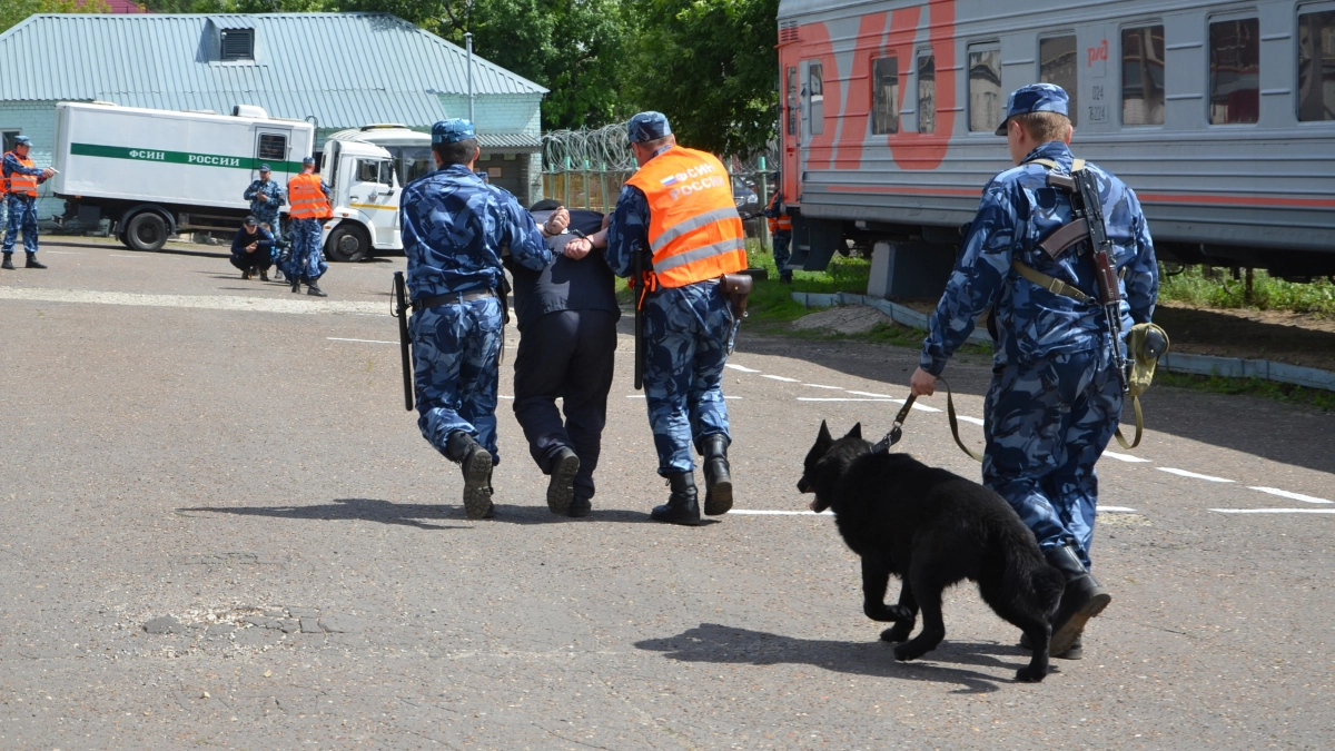 В Кировской области колонии взыскали с беглецов 146 тысяч рублей за их розыск