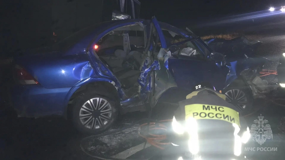 Полиция установила личности трех погибших в автокатастрофе под Белой Холуницей