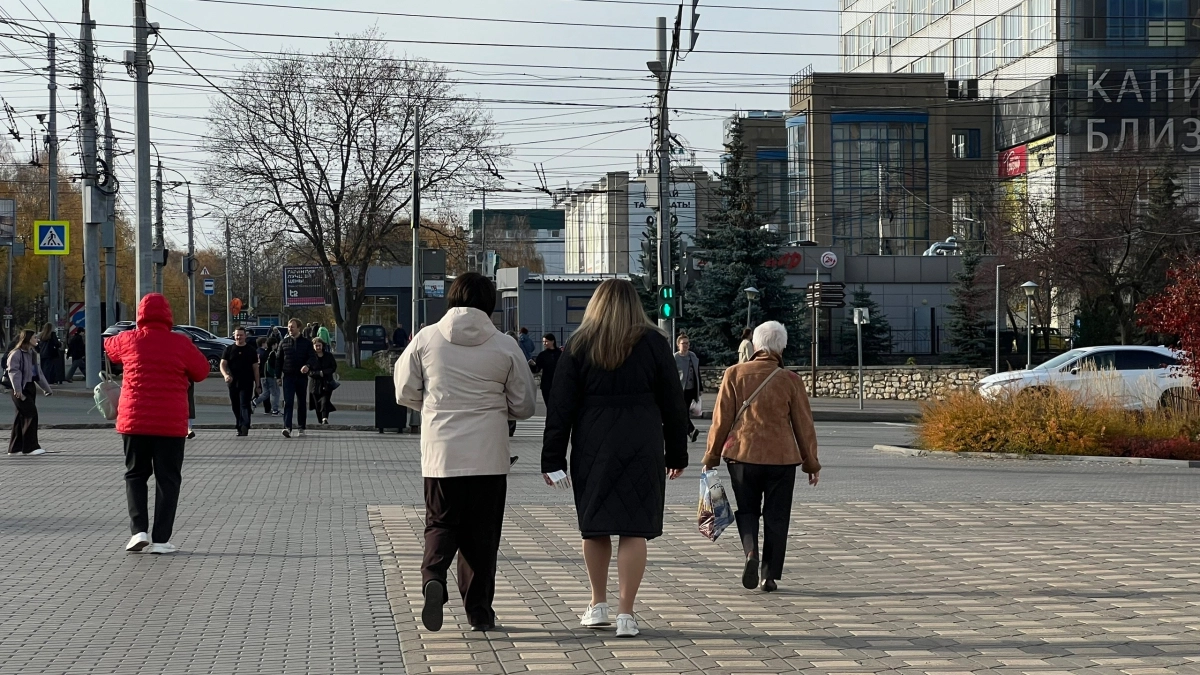Под тройной защитой небес: 3 знака Зодиака, которых оберегают сразу три ангела — а они и не подозревают об этом