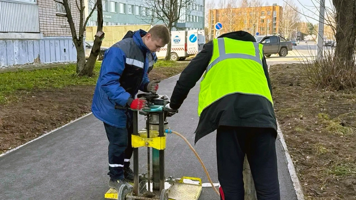 В Кирово-Чепецке проверят качество асфальта на тротуарах